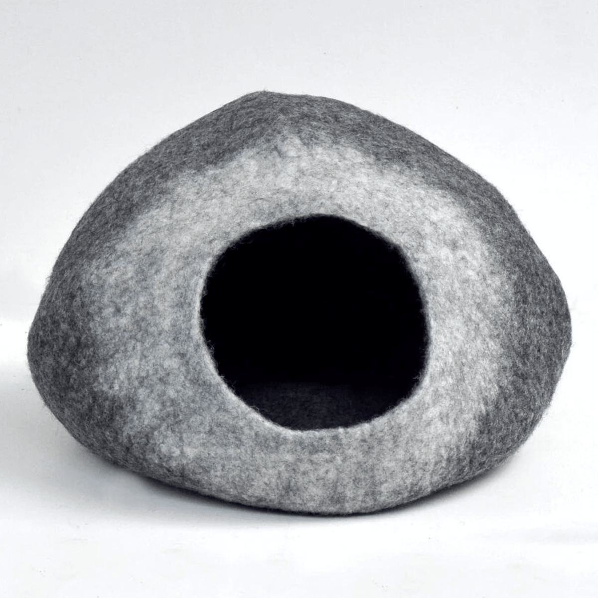 Handmade Felt Cat Cave – White Grey Ombre - Pryde Pets